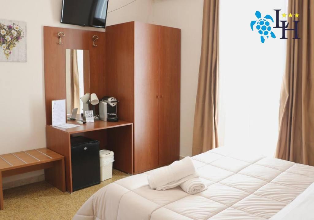 Hotel Lora Rda Luxury 보르디게라 외부 사진